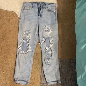 American eagle mom jeans